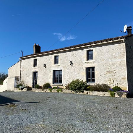 Les Puvinieres Pensionat Breuil-Barret Exteriör bild